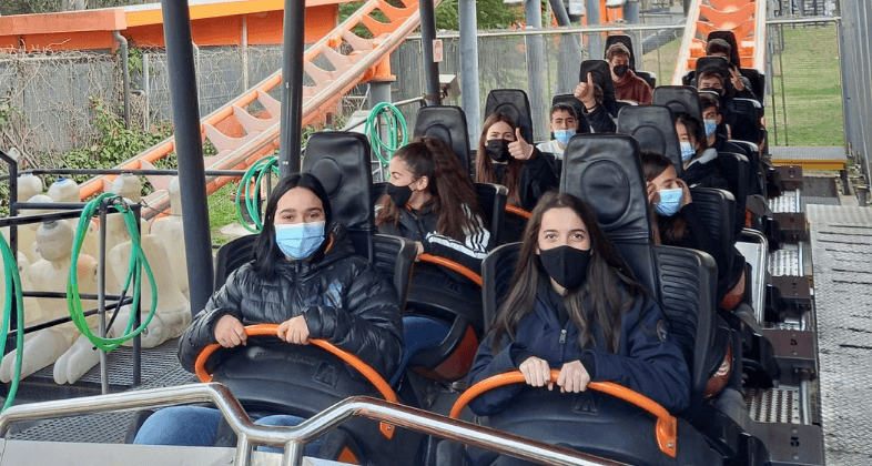 Estudiantes de la ESO aprenden conocimientos de física a través de las atracciones del Parque de Atracciones